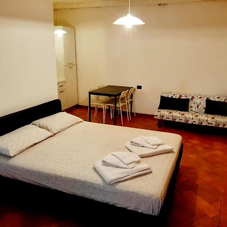 Apartamento Il Vicolo By Turistica Domodossola Exterior foto